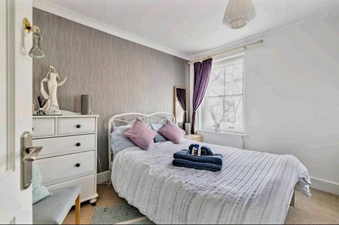 The Mews - Less Than 1Km To City Centre - Stadium - Castle - 10 Min Walk Cardiff Buitenkant foto